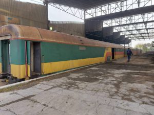 راه اندازی اولین قطار برنامه‌ای باری مرسولات پستی از تهران به مشهد
